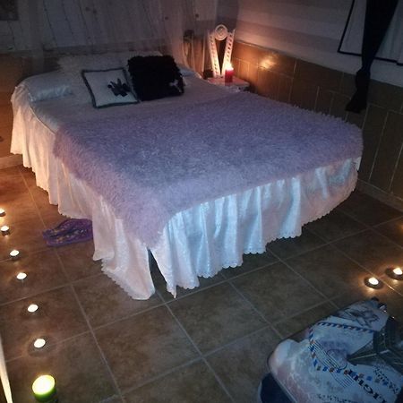 Los Angeles Del Romero Guest House Gátova Екстериор снимка