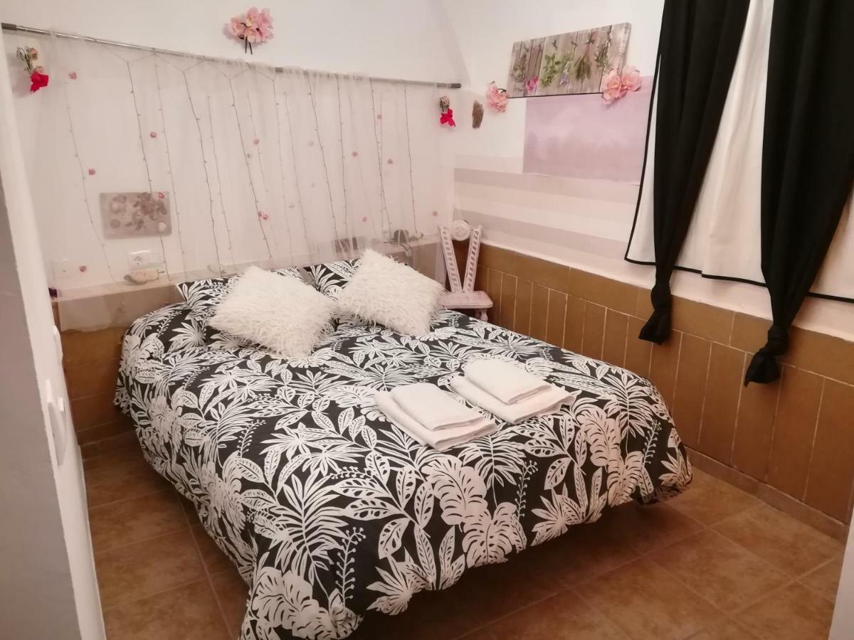 Los Angeles Del Romero Guest House Gátova Екстериор снимка